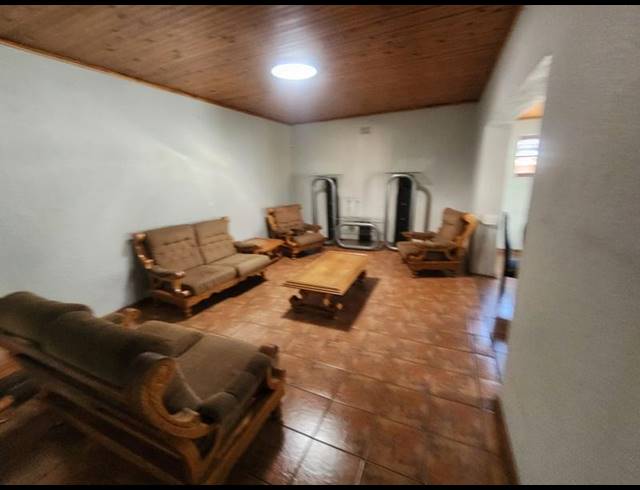 3 BEDROOM HOUSE FOR SALE IN RACEVIEW